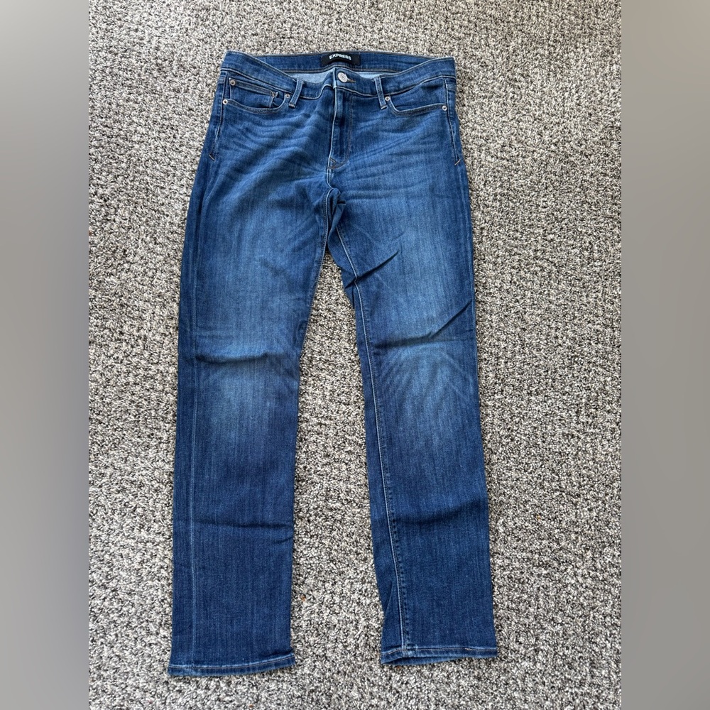 Express Women's Straight Leg Jeans - Dark Blue Wash